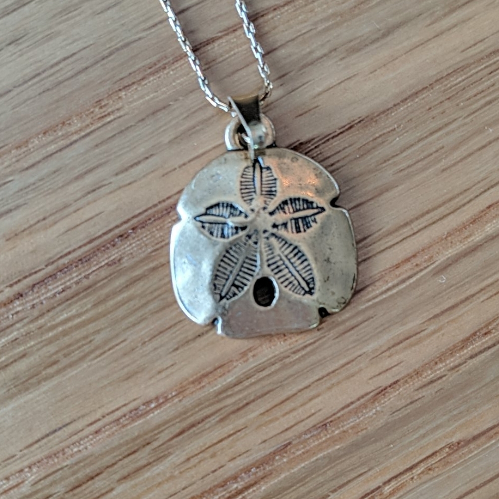 Alex and Ani gold sand dollar pendant adjustable